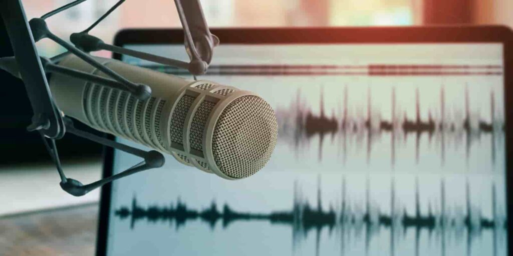 Podcast setup: microphone and computer