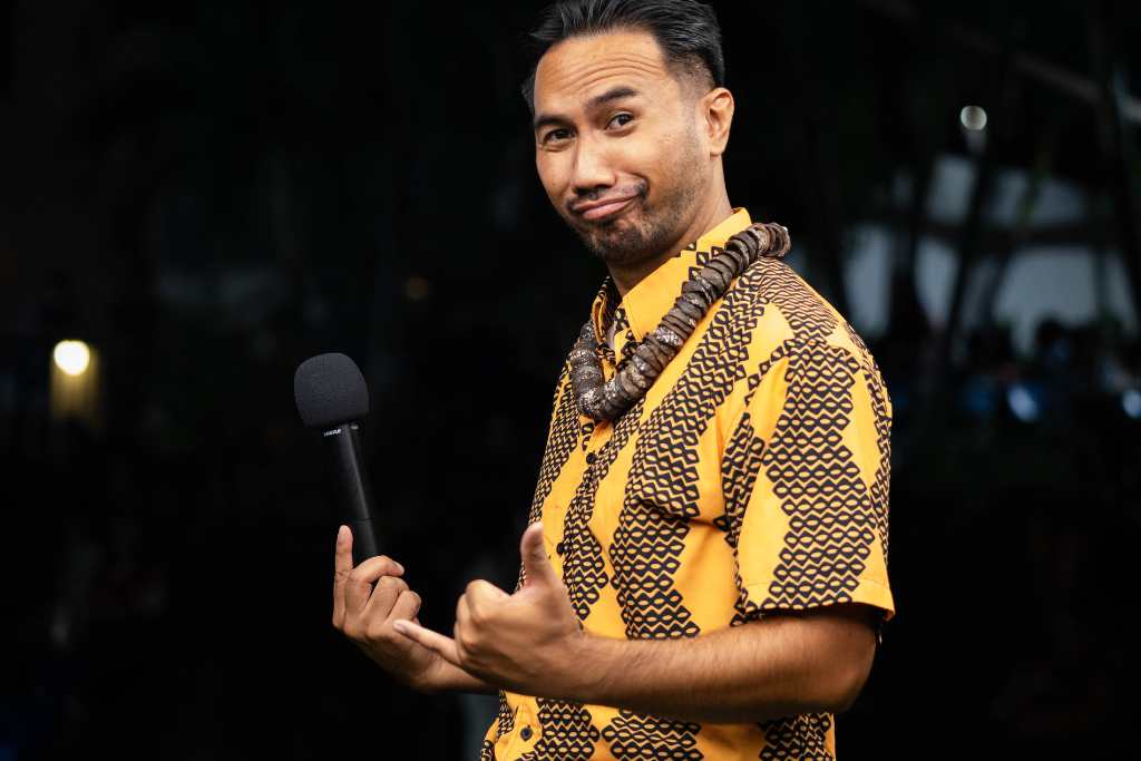 Pacific Island Review emcee Baron Kaholokula