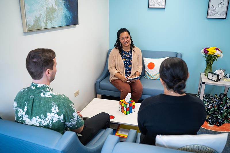 DMFT student conducting a therapy session